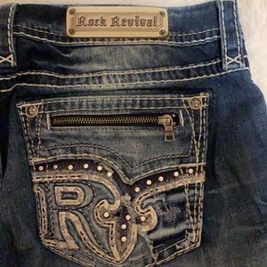 NWOT Rock Revival Sukey easy straight 36